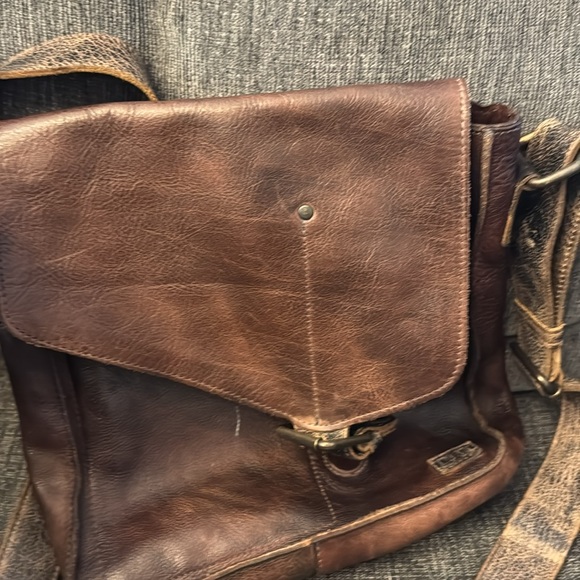 Bed Stu Venice Beach Buckle weathered leather crossbody - Picture 9 of 9